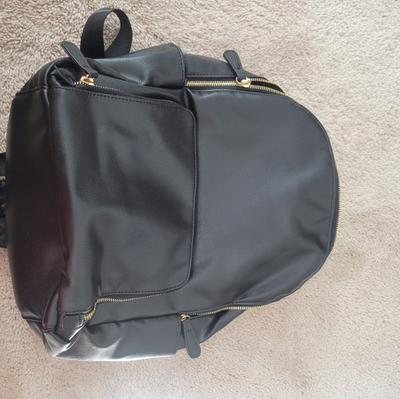 CLV backpack - Picture 2 of 3